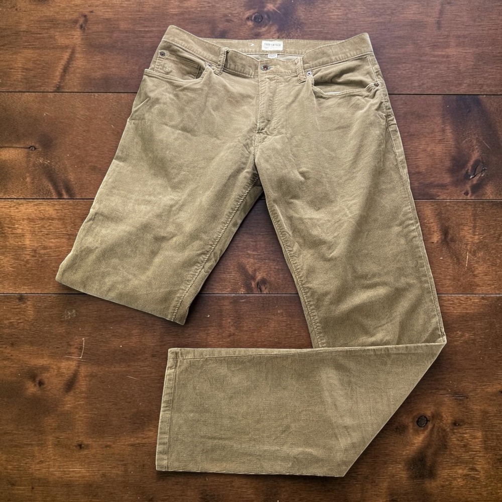 Todd Snyder Mens 31x32 Slim Fit 5-Pocket Stretch Corduroy Pant Tan Olive